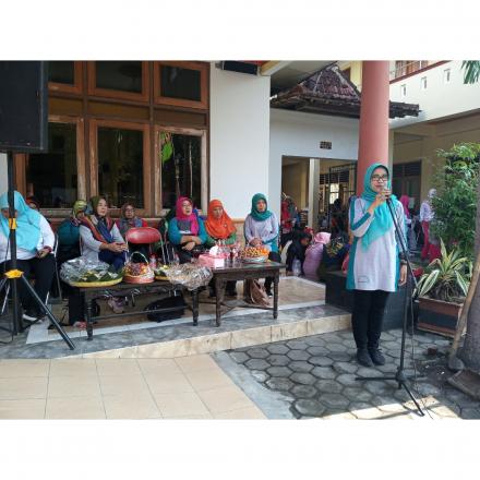 GEBYAR SENAM DAN LOMBA CIPTA MENU CATUR WARGA DALAM RANGKA SONG-SONG HARI IBU