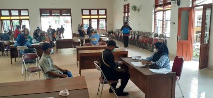 PENYALURAN BANTUAN LANGSUNG TUNAI DANA DESA TAHUN 2022 TAHAP III BERJALAN DENGAN LANCAR