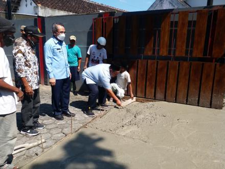  Kegiatan Padat Karya di Pelem Kidul RT 5, Pelem Baturetno