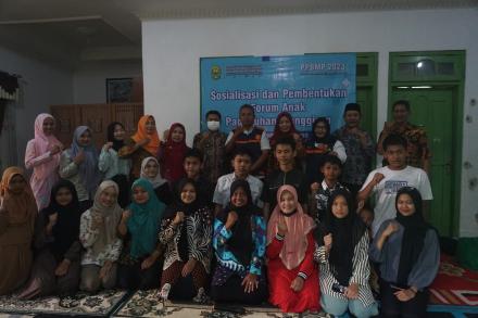 SOSIALISASI DAN PEMBENTUKAN FORUM ANAK PADUKUHAN MANGGISAN